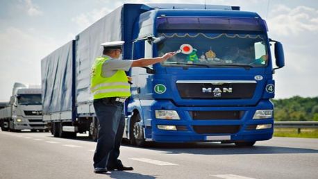 Закрытие Польшей границы для грузовиков из РФ и Беларуси может увеличить тарифы