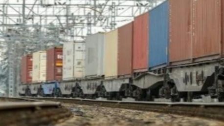Поставки грузов по железным дорогам из Китая в один из российских терминалов временно ограничены