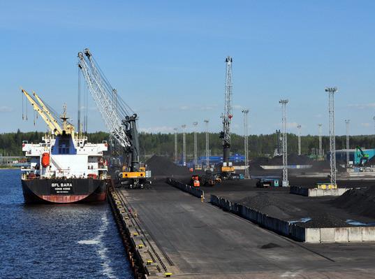 Морской экспорт российского угля в октябре вернулся к историческим максимумам